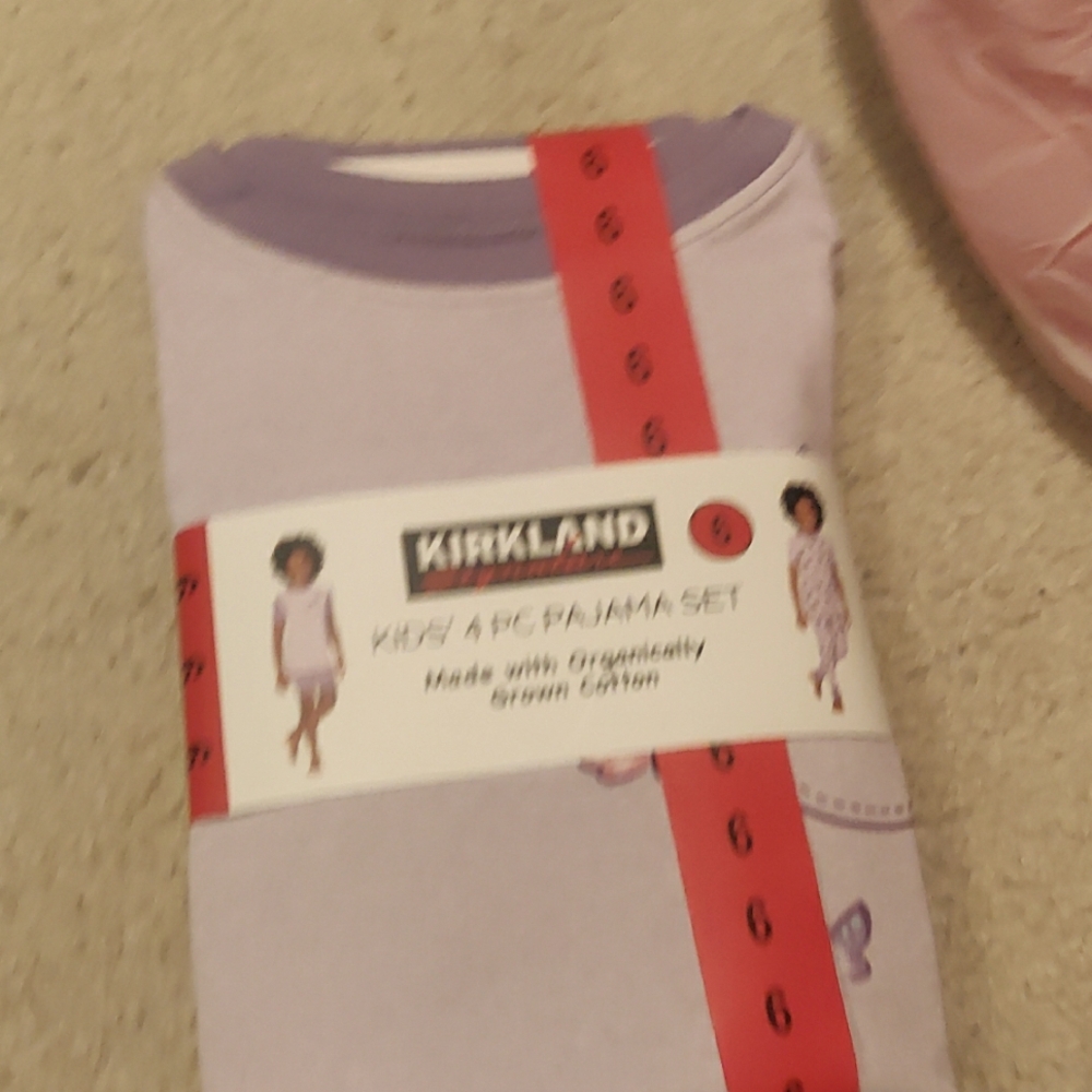 NEW!Girls Kirkland Signature Kids’ 4-Piece Organic Cotton Pajama Y2K Cottage